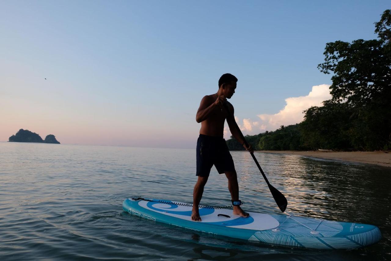 Hotel Touch Glamping Koh Yao Noi ทัช แกรมปิ้ง เกาะยาวน้อย Exterior foto